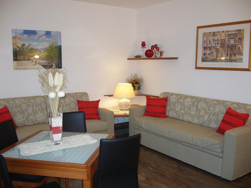Aparthotel Feeling At Home Castenaso Rom bilde
